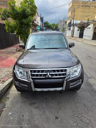 MITSUBISHI PAJERO 3.2 HPE 4X4 7 LUGARES 16V TURBO INTERCOOLER DIESEL 4P AUTOMÁTICO